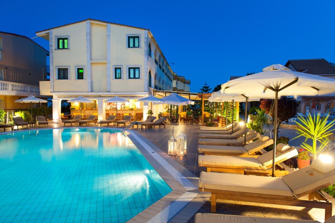 Clio Hotel Аликес Екстериор снимка