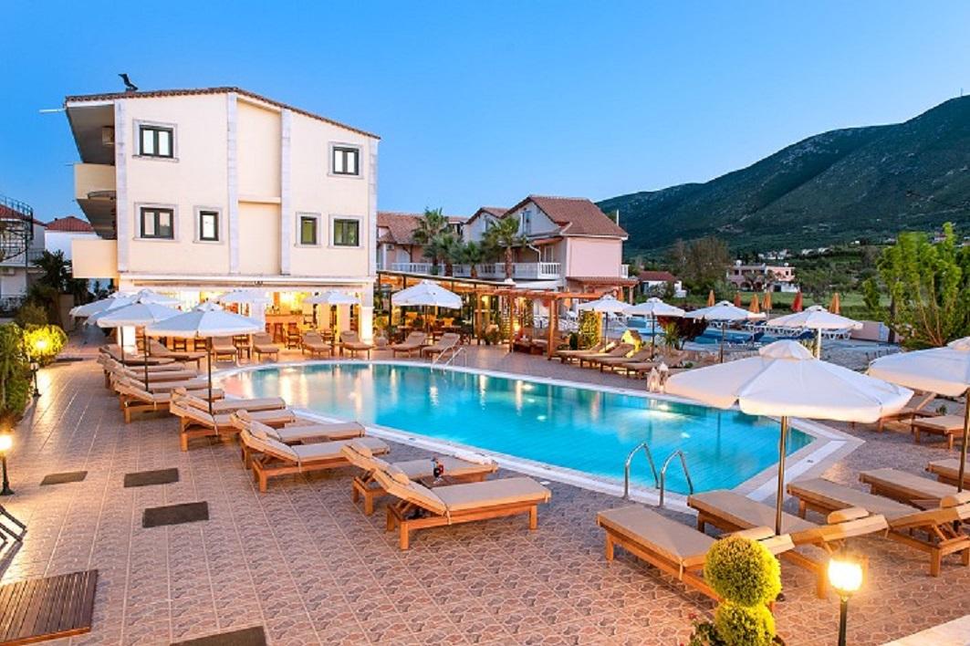 Clio Hotel Аликес Екстериор снимка